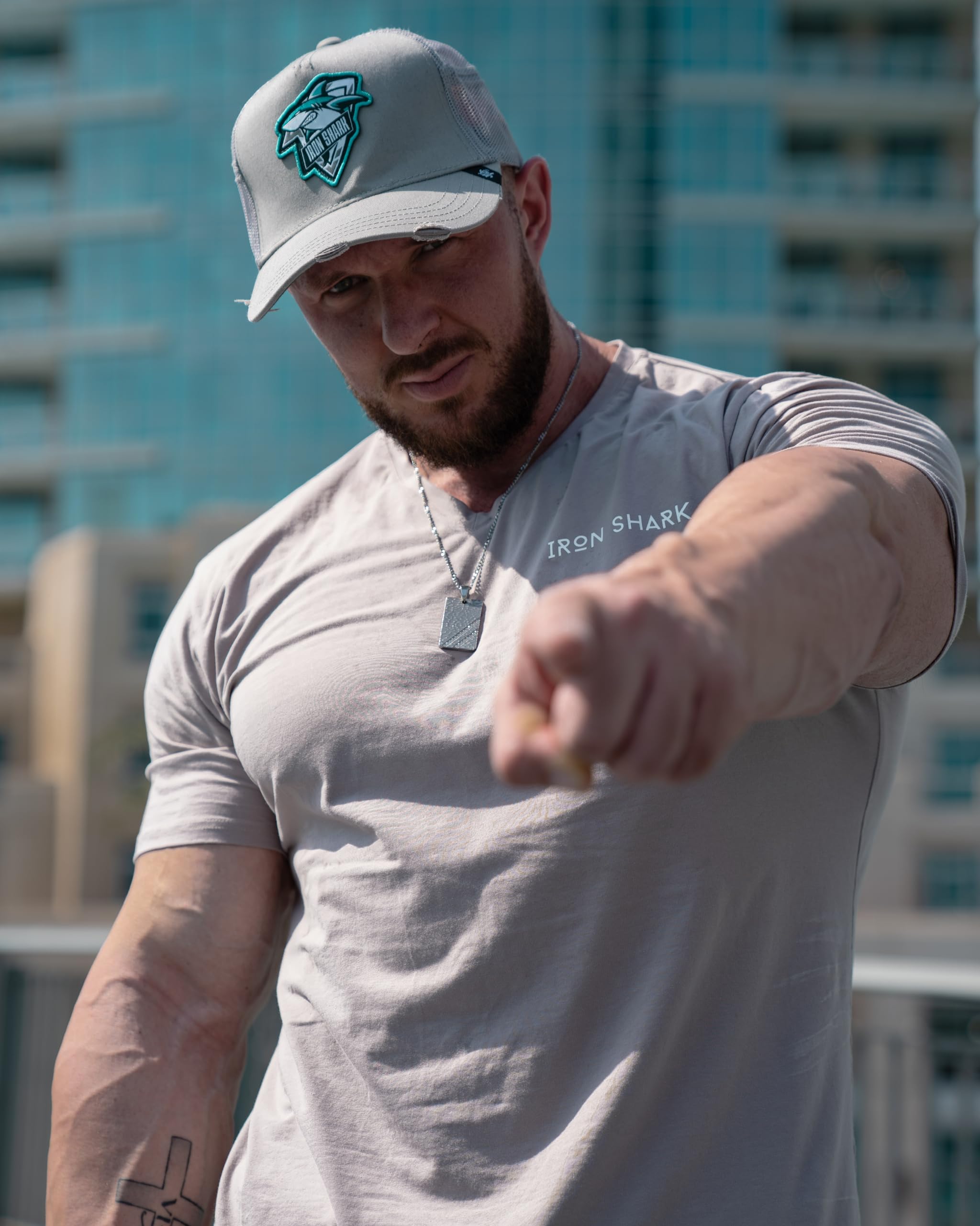 iron-shark-accessoires-casquette-grise-dition-limit-e image 7