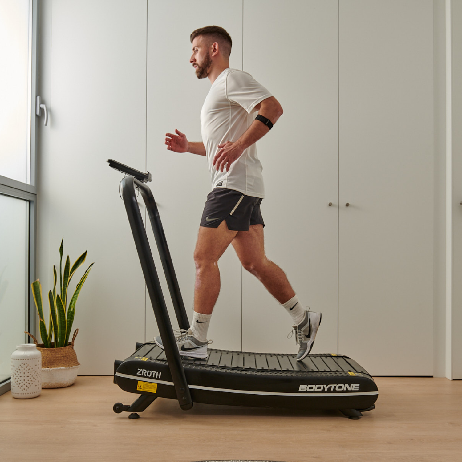 bodytone-zroth-tapis-course-courbe-reconditionn-sans-moteur image 2