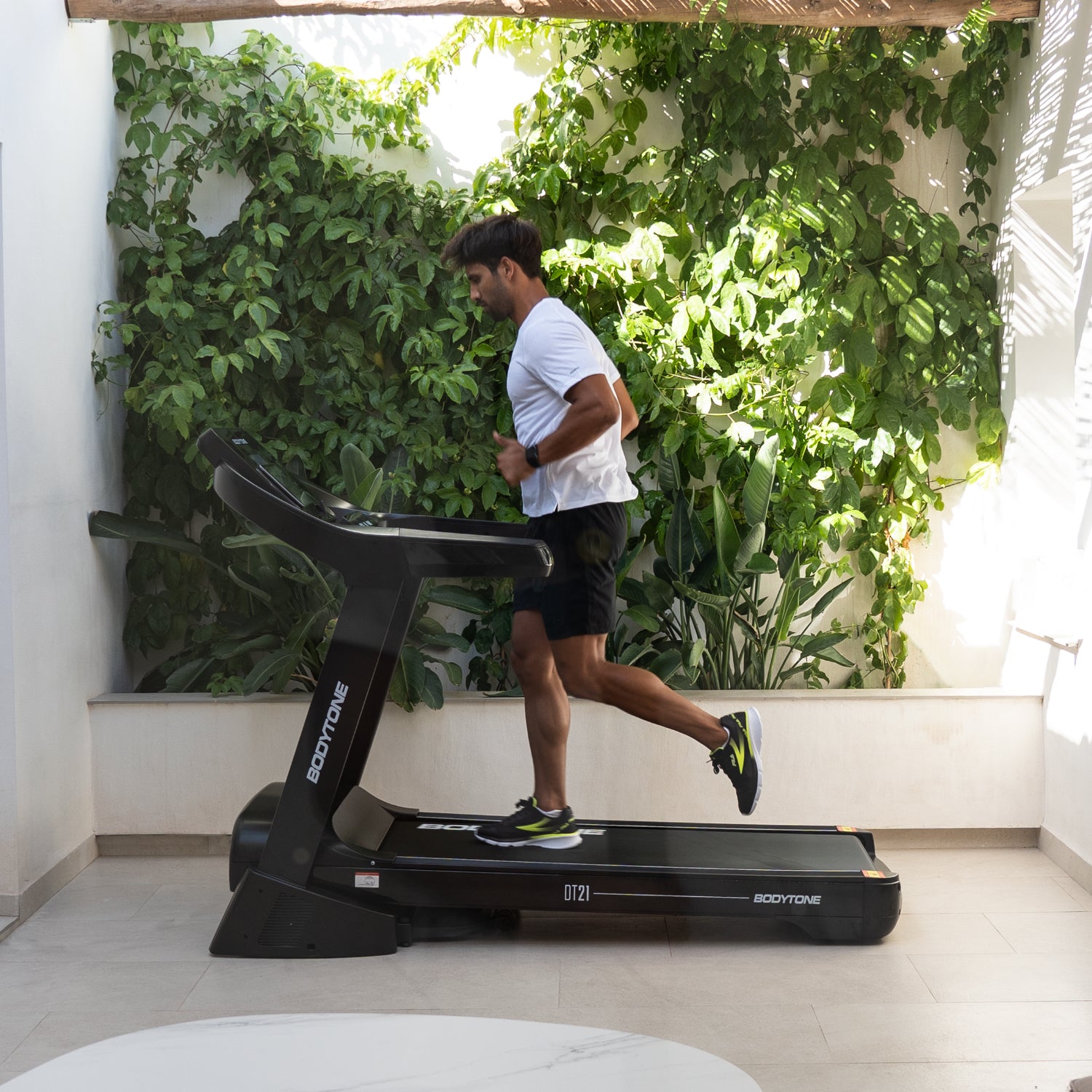 bodytone-dt21-tapis-de-course-reconditionn-4-cv-inclinaison image 4