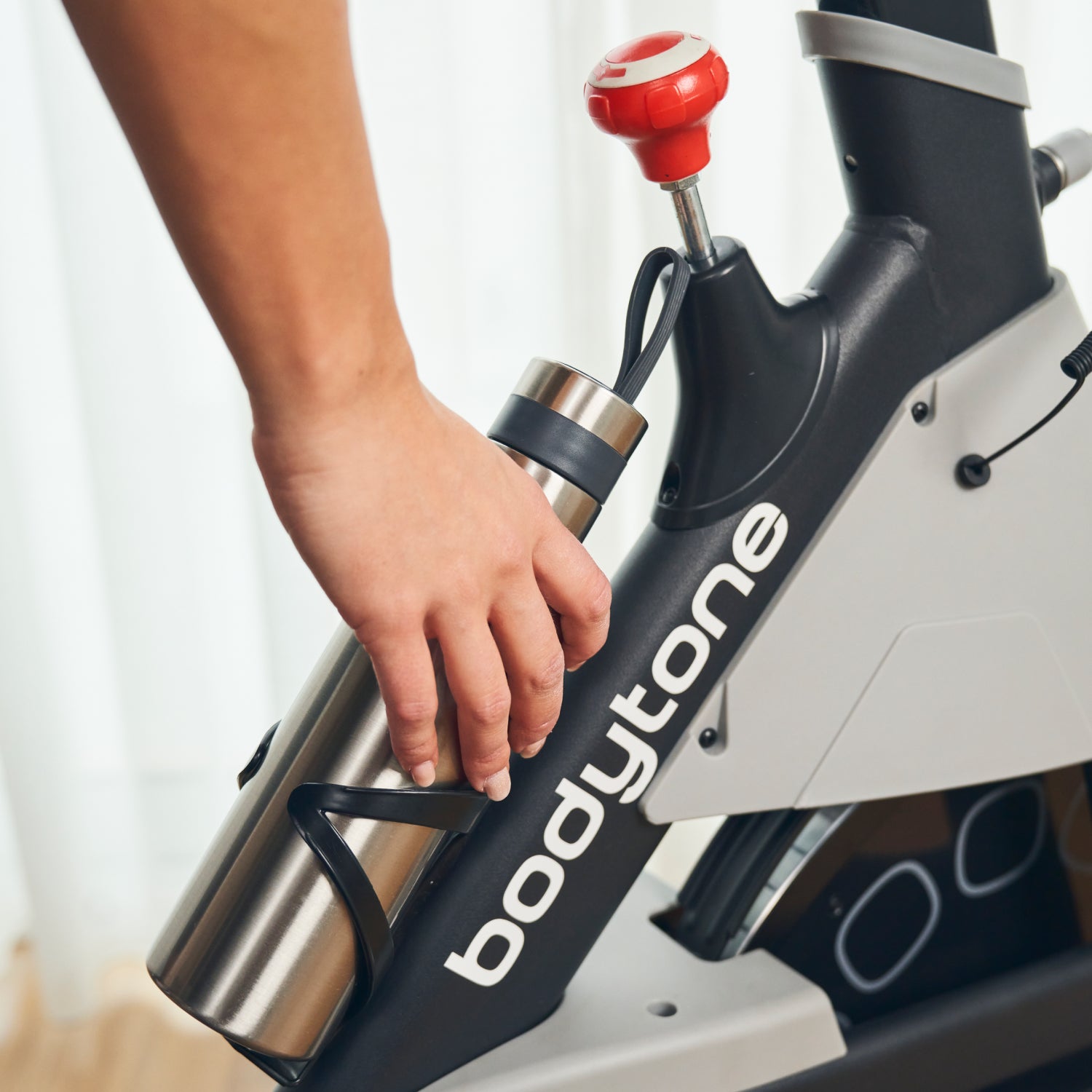 bodytone-active-bike-200-connect-velo-appartement-reconditionne-18-kg image 5