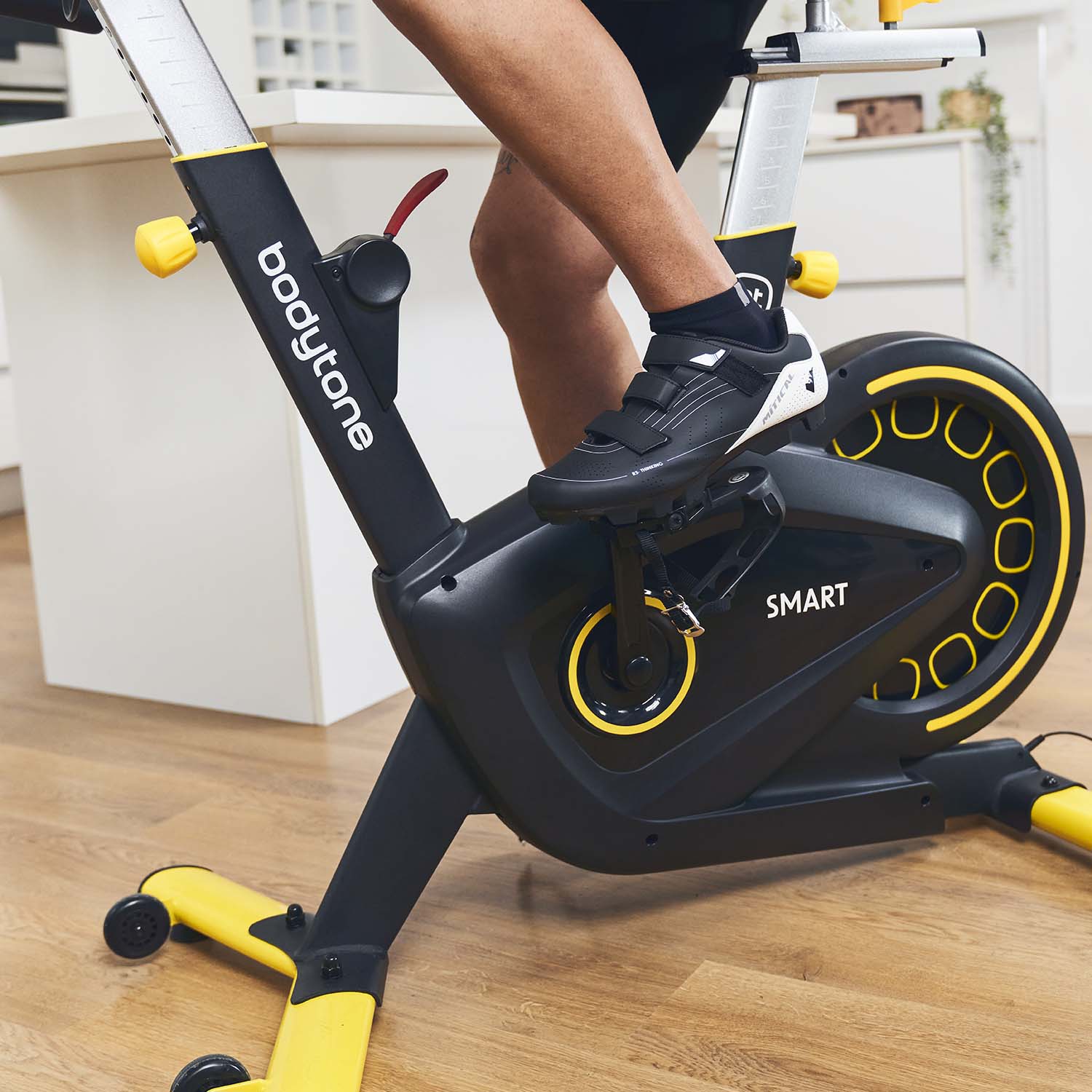 bodytone-active-bike-400-smart-v-lo-d-appartement-jaune-reconditionn image 3